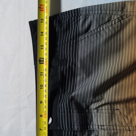 Art Class Gradient Black and Orange Youth Swim Shorts Size 18 - Picture 9 of 10